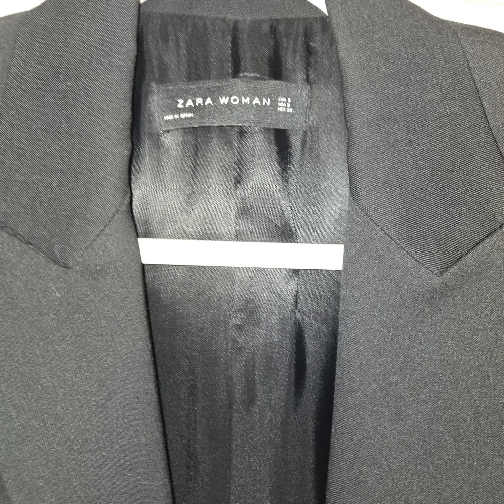 Zara Blazer - Picture 2 of 8